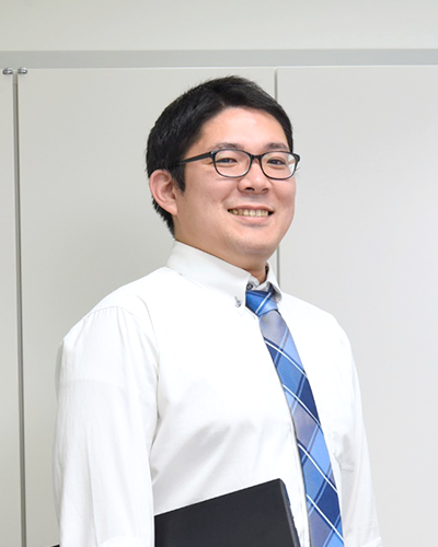 社員